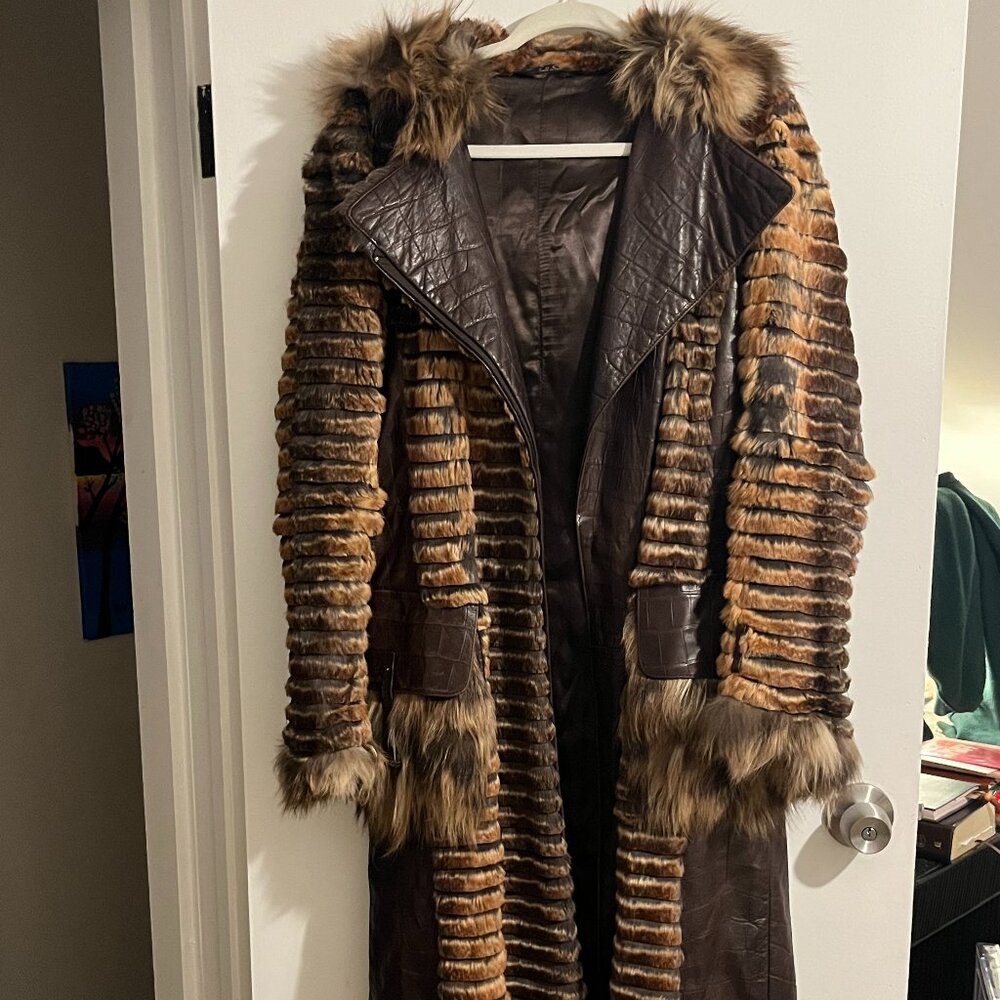 FOCE Made in Italy Fur & Croc-Embossed Leather Long Coat | Luxe| Small